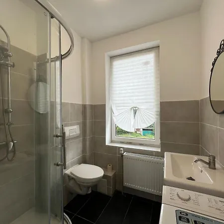 Apartment Modern & Comfortable In Altenburg