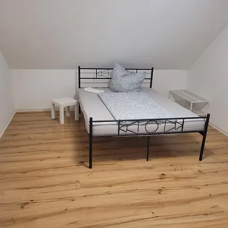 Modern & Comfortable In Lejlighed *