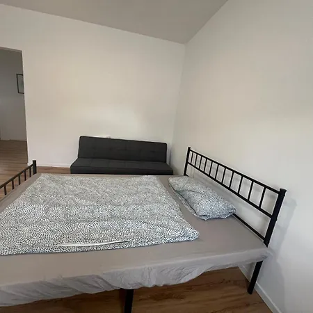 Modern & Comfortable In * Altenburg