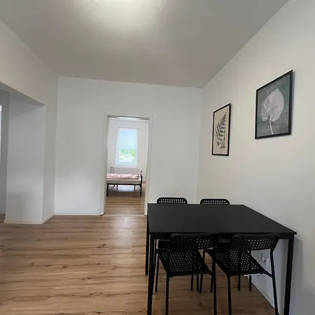Modern & Comfortable In Altenburg