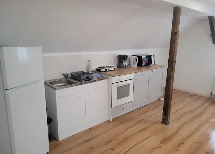 Modern & Comfortable In * אלטנבורג