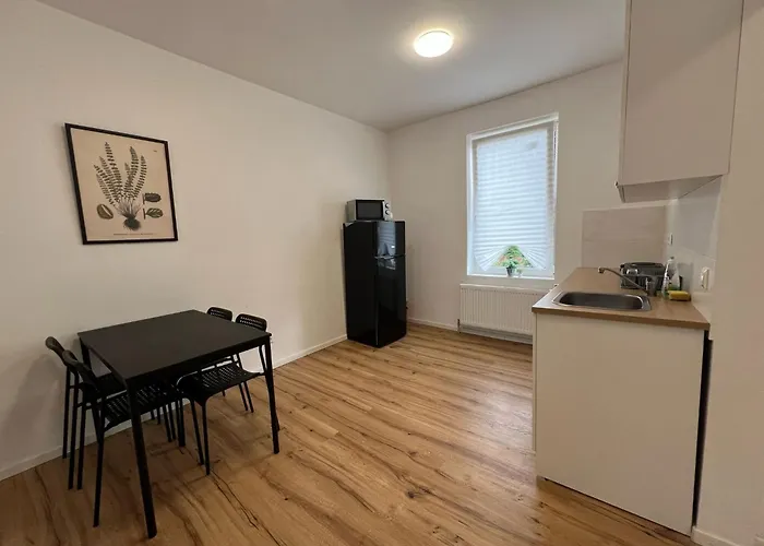 דירה Modern & Comfortable In *