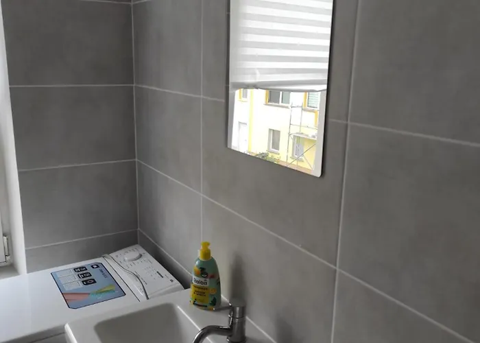 Modern & Comfortable In * אלטנבורג